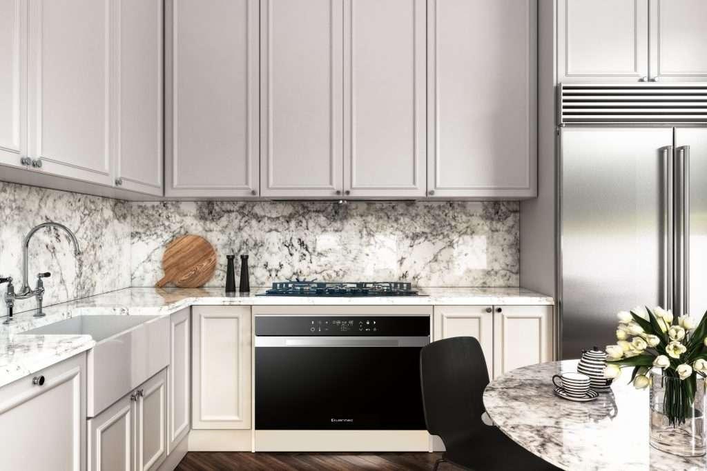 Kleenmaid 90cm 140L Black Krystal Glass And Stainless Steel Built-In Multifunction Oven- Carton Damaged